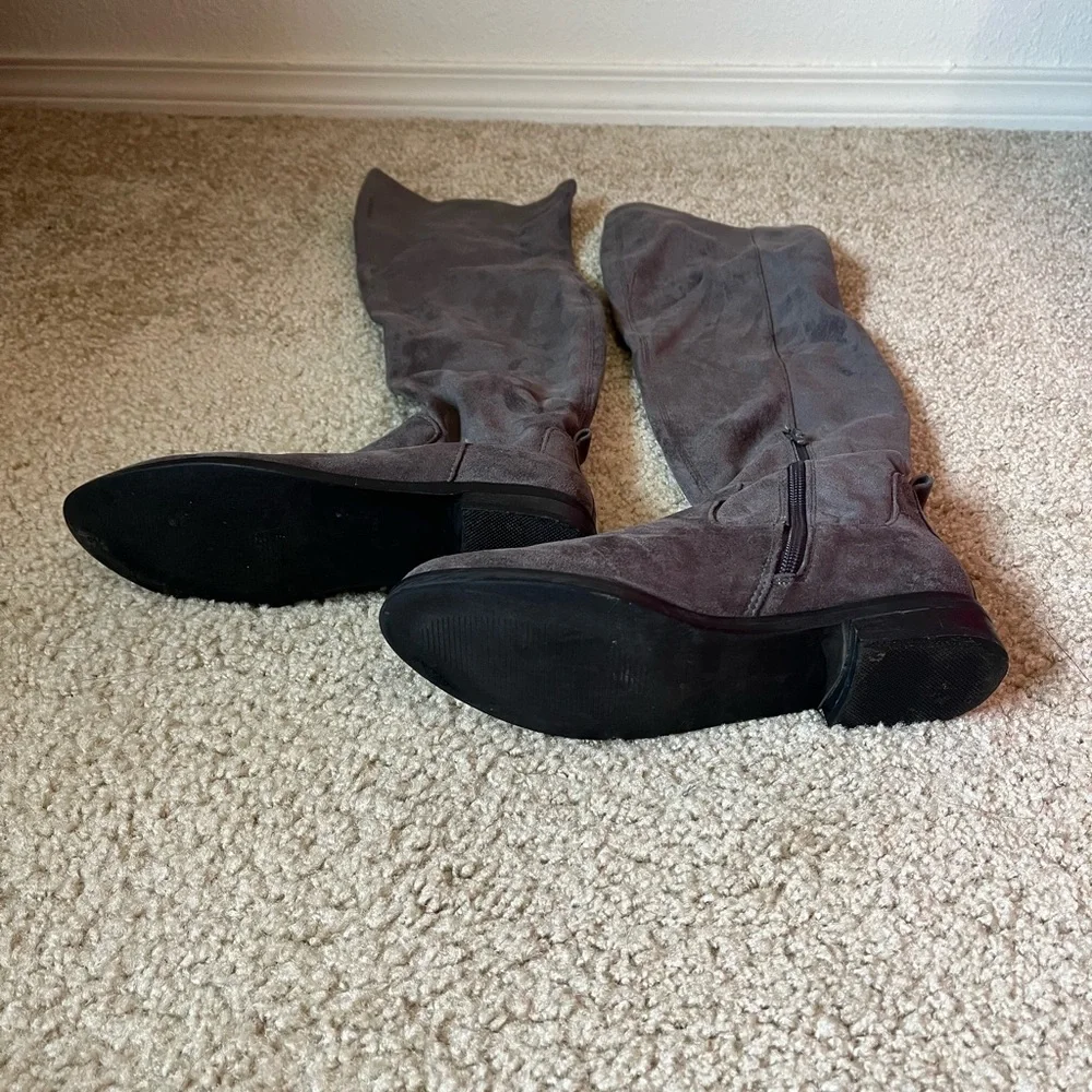 Like new - Reaction Kenneth Cole - Over-the-Knee Boots - gray